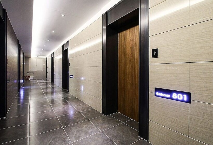 בית מלון כפרי Grand Windsor