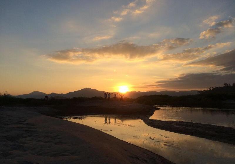 Отель Mekong Riverside Resort & Camping