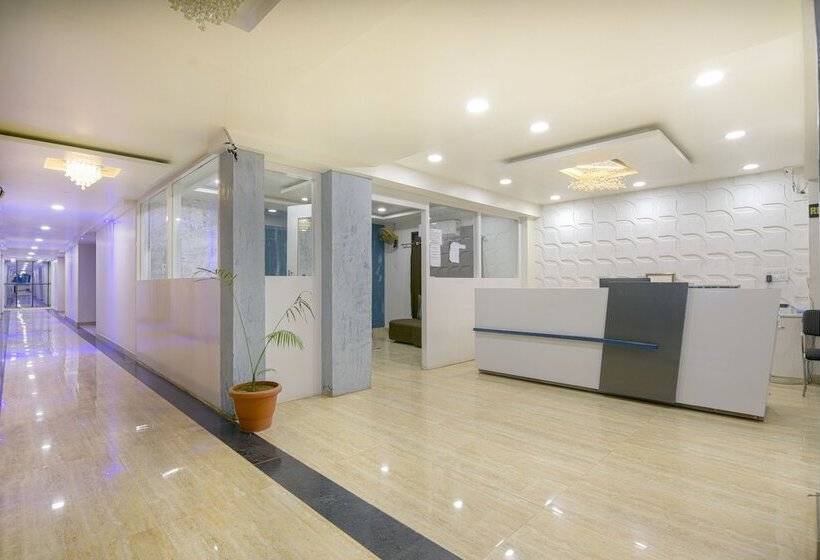 בית מלון כפרי Pal Residency