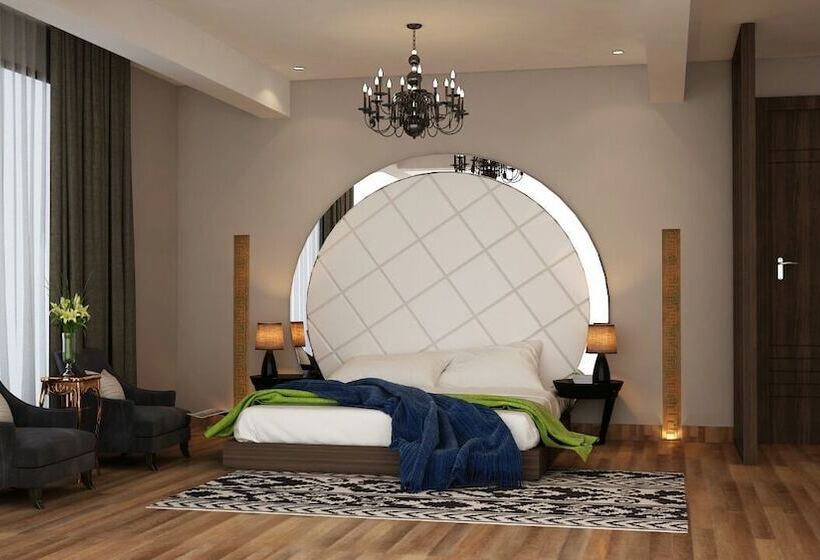 Отель Palm Luxury Inn