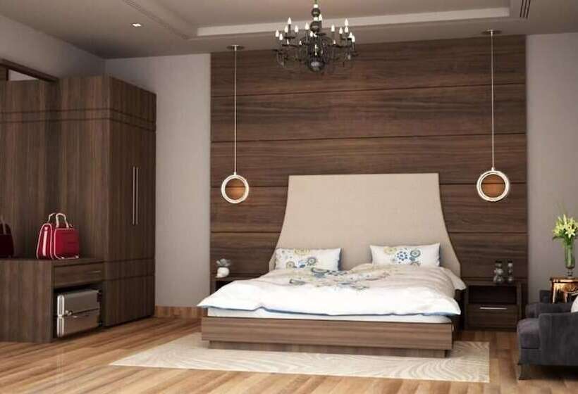 Отель Palm Luxury Inn