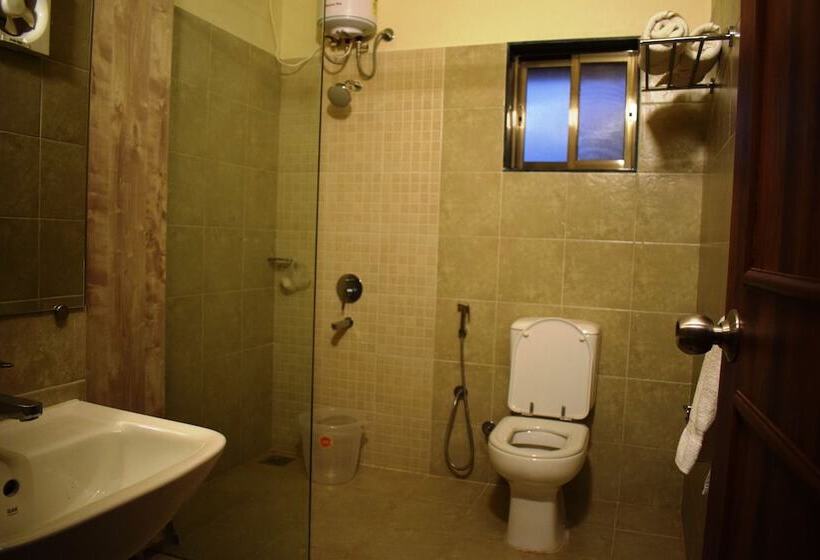 בית מלון כפרי Regenta Resort Mango Village Guhagar