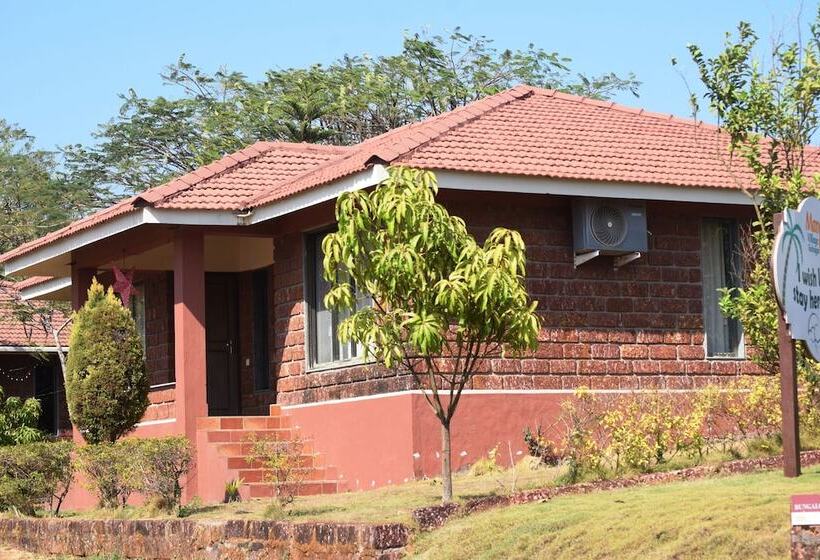 בית מלון כפרי Regenta Resort Mango Village Guhagar