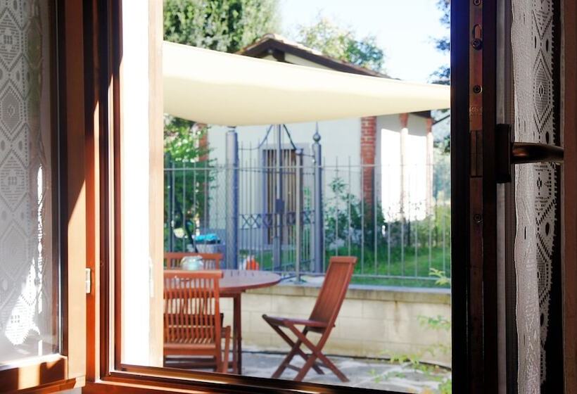 Сельский отель Agriturismo Casa Agricola Rossi Appartamenti In Casentino