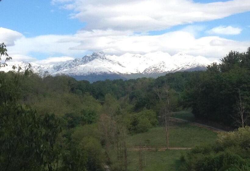 בית מלון כפרי La Carosera