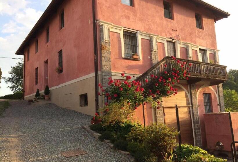 בית מלון כפרי La Carosera