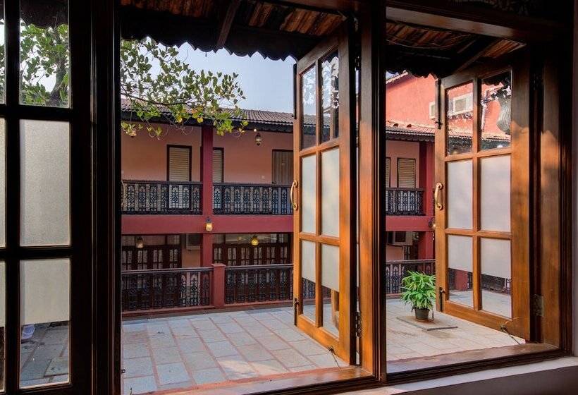 בית מלון כפרי Shantai By The Lake