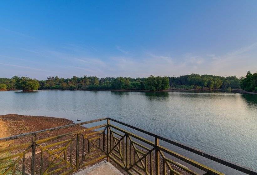 בית מלון כפרי Shantai By The Lake