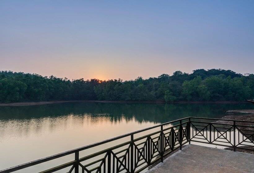 בית מלון כפרי Shantai By The Lake