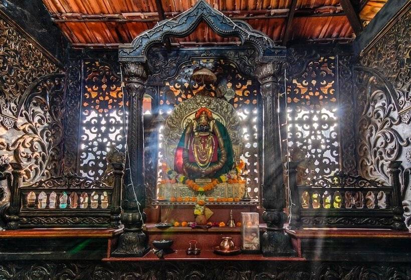 בית מלון כפרי Shantai By The Lake