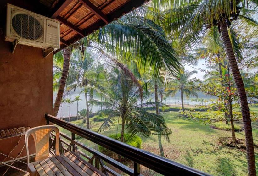 فندق Shantai By The Lake
