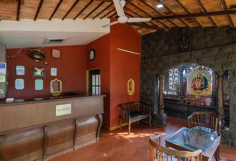 בית מלון כפרי Shantai By The Lake