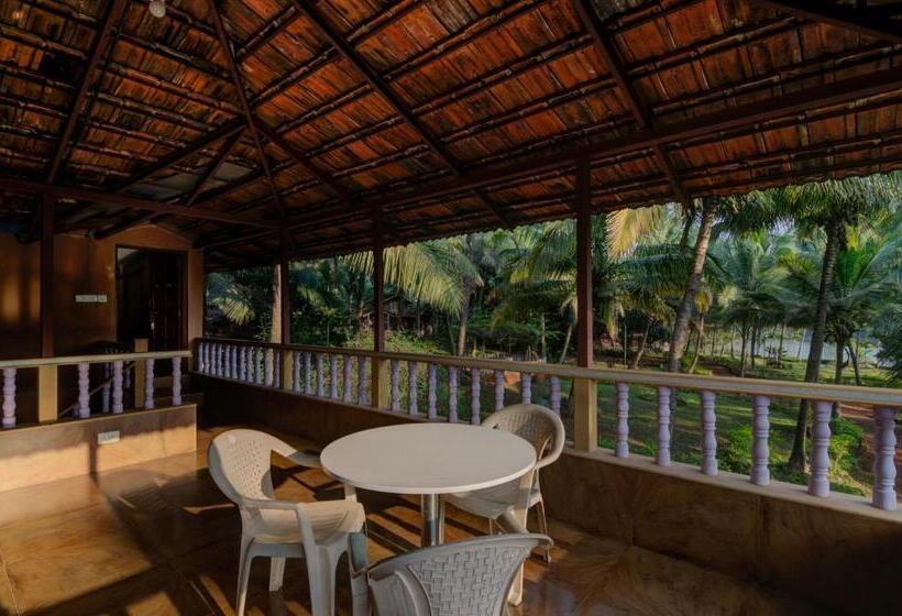 בית מלון כפרי Shantai By The Lake