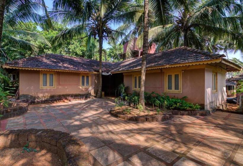 בית מלון כפרי Shantai By The Lake