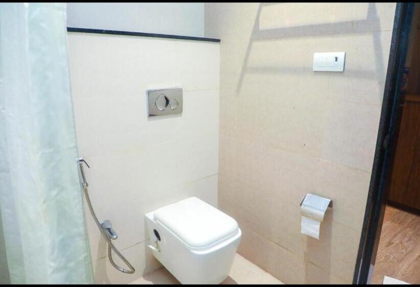 호텔 The Byke Suraj Club, Junagadh