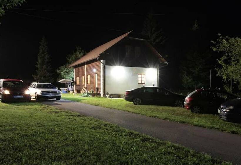 ペンション Adriana Guesthouse