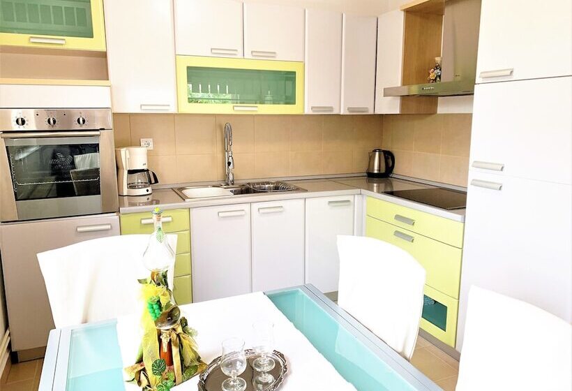 膳宿费 Apartment And Rooms Milak