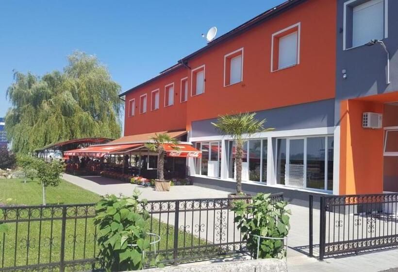 بنسيون Bed And Breakfast Turist