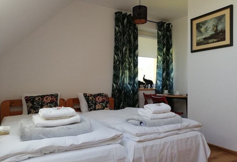 Пансион Coffee Inn