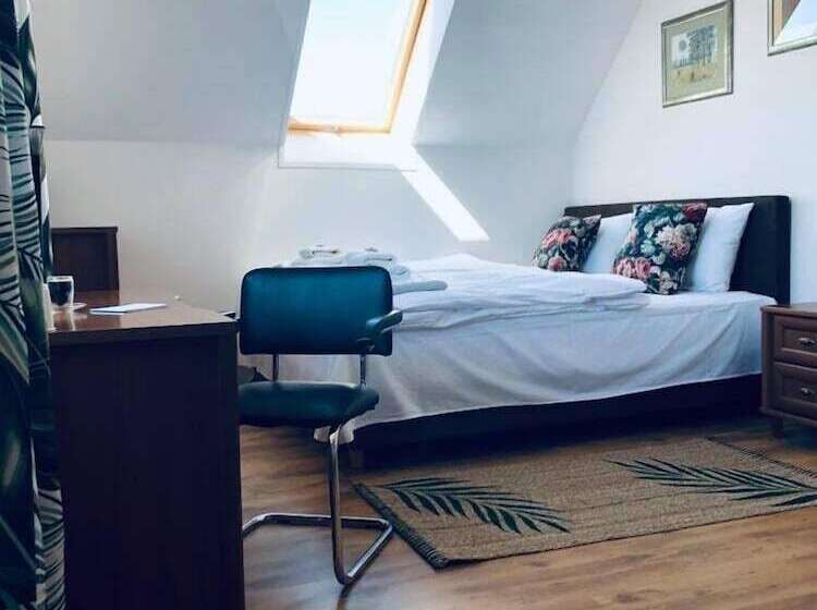 Пансион Coffee Inn