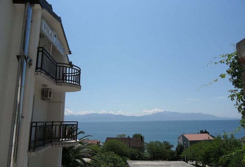 بنسيون Guest House Lidus