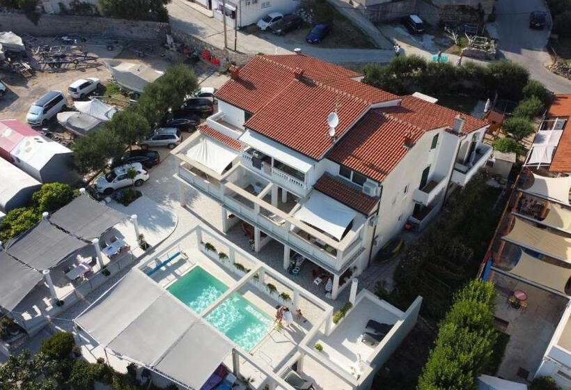 펜션 Guesthouse Raffaello