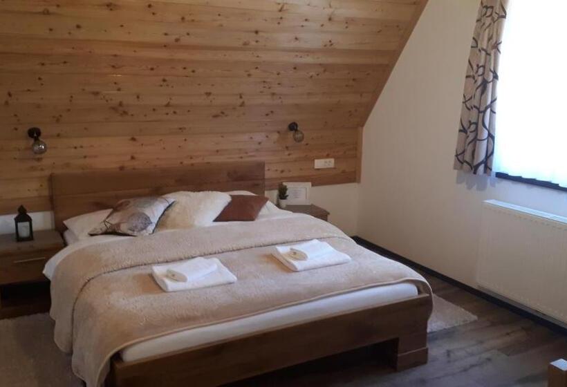 膳宿费 House Flora