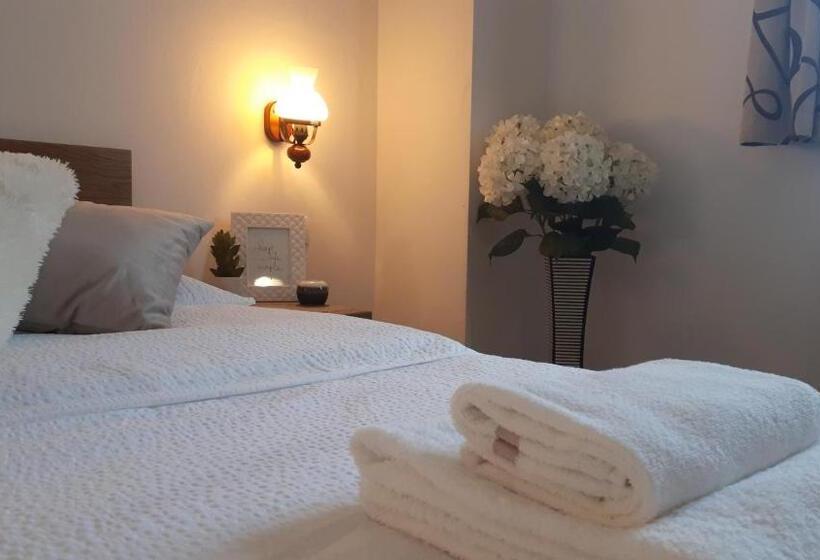 膳宿费 House Flora