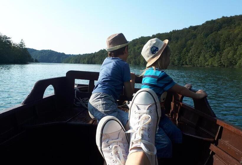 膳宿费 House Flora