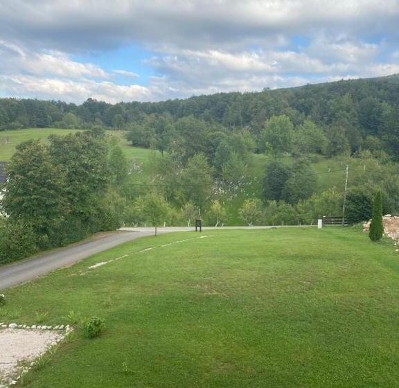 膳宿费 House Flora