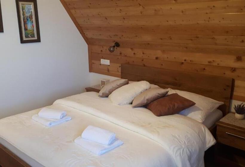 膳宿费 House Flora