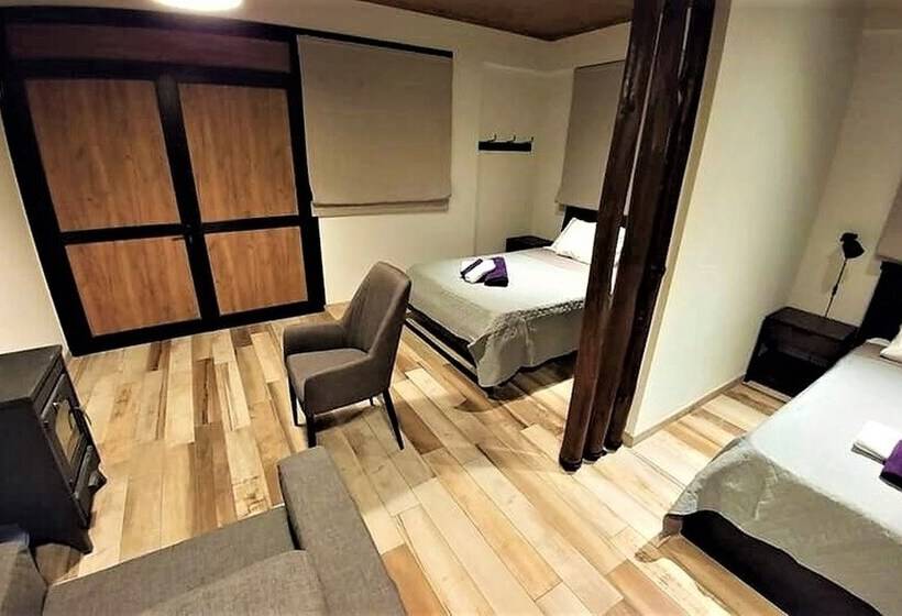 펜션 Perneia Rooms