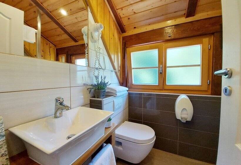 بنسيون Plitvice Ethno House