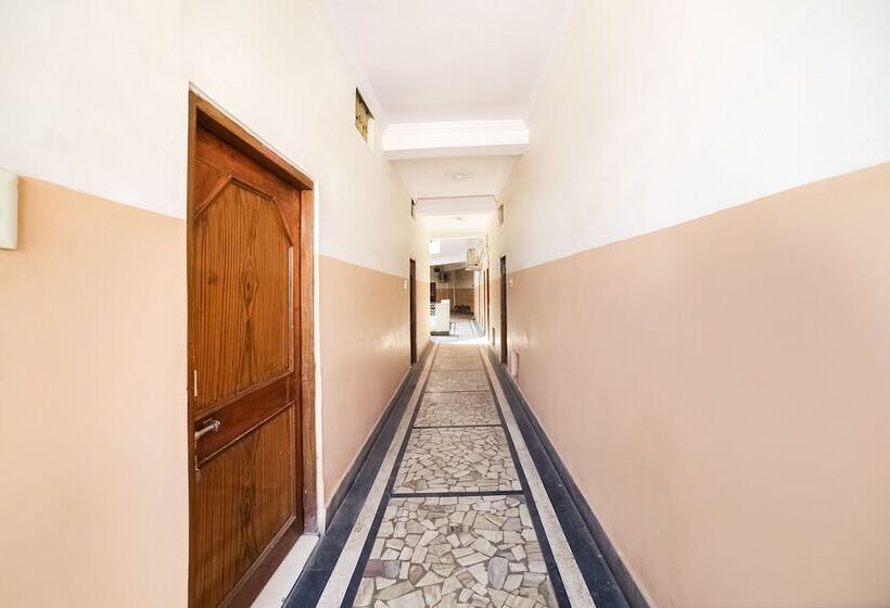 Spot On 45729 Hotel Kailash