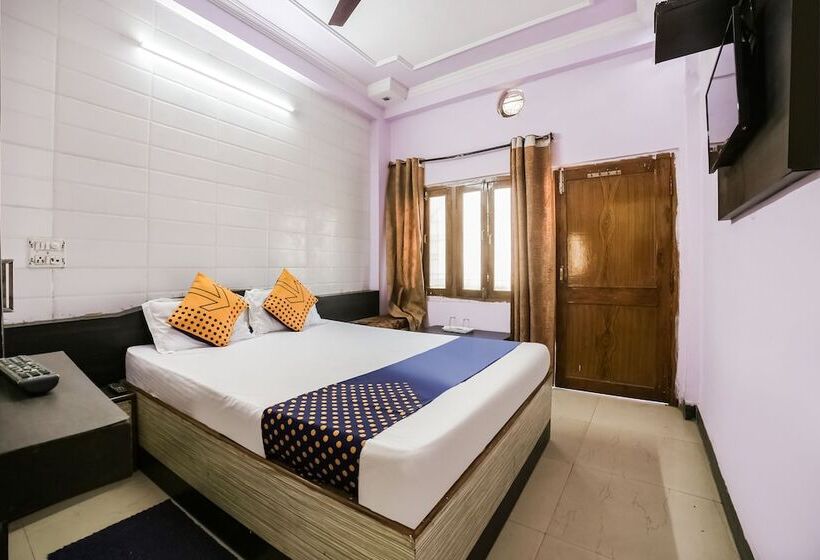 Spot On 45729 Hotel Kailash