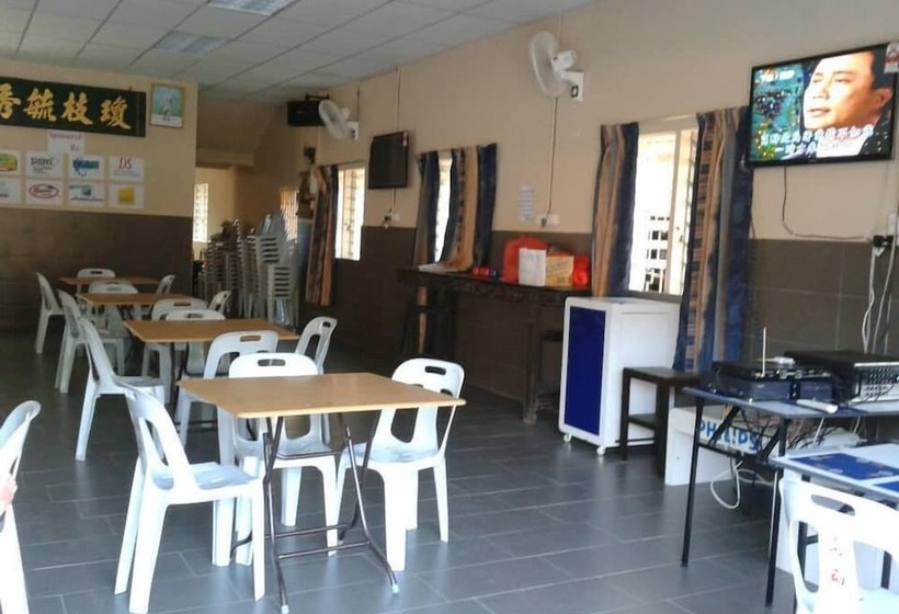 Yee Tai Cafe & Inn