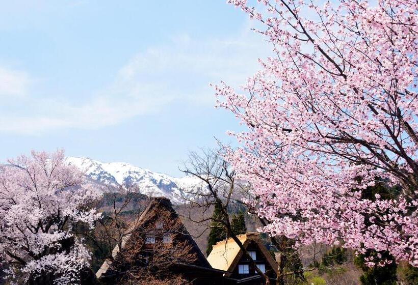 فندق صغير Shirakawago Guest House Kei