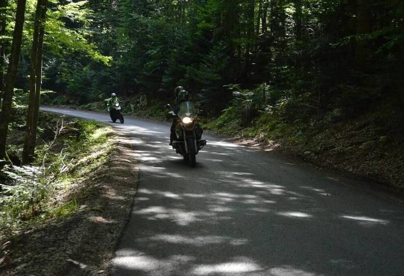 Dragan’s Den Plitvice Hostel