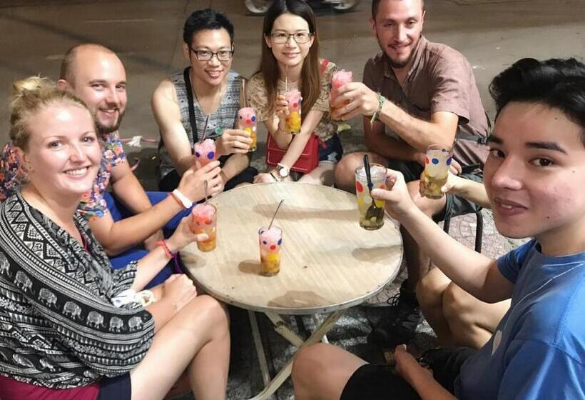 H Best Hostel Cafe Saigon