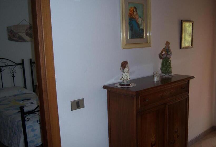 ホテル Affittacamere Mariada