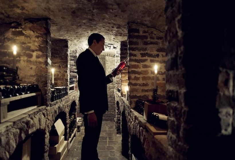 ホテル En Restaurant Kasteel Elsloo