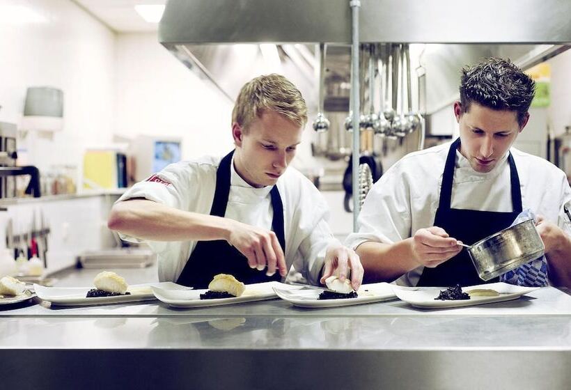 ホテル En Restaurant Kasteel Elsloo