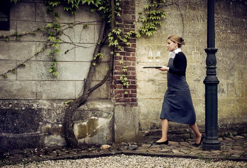 ホテル En Restaurant Kasteel Elsloo