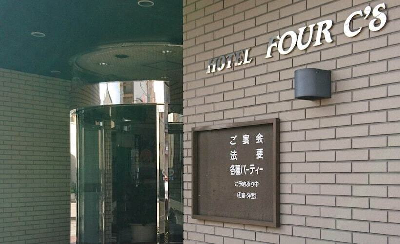 ホテル Four C's
