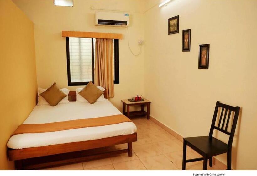 בית מלון כפרי Nisarg Resort