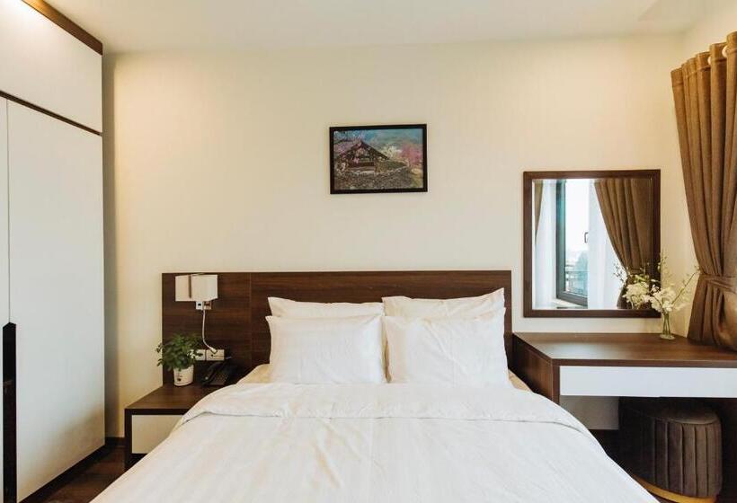 هتل Paragon House And Residence