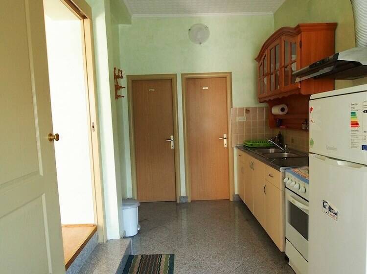 פנסיון Apartments And Rooms Pavek