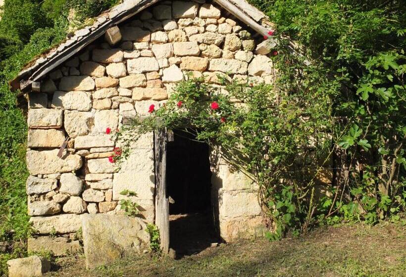 Пансион Gîte Et Chambres D Hôtes Sur Le Chemin Des Sens