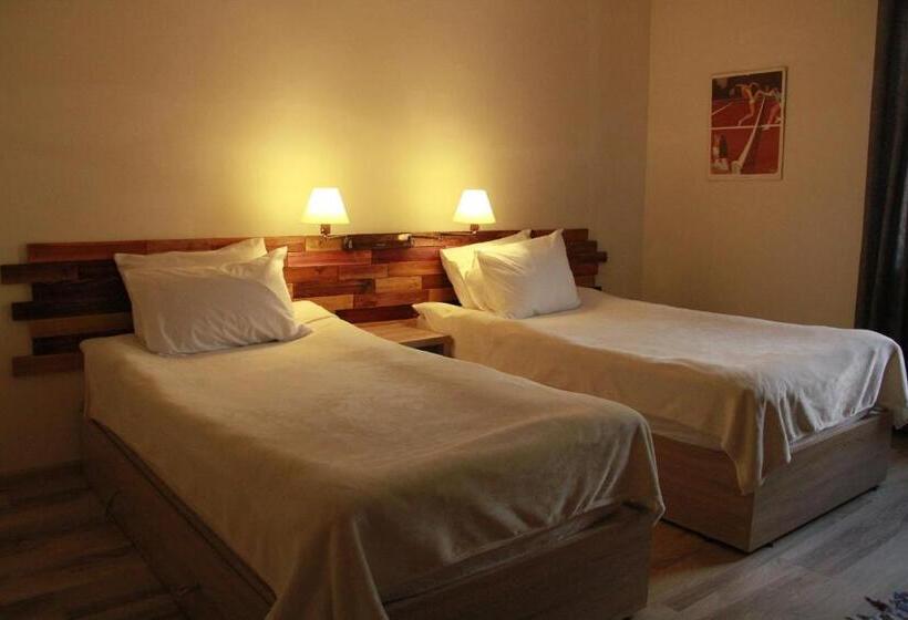 펜션 Lermont Guest House