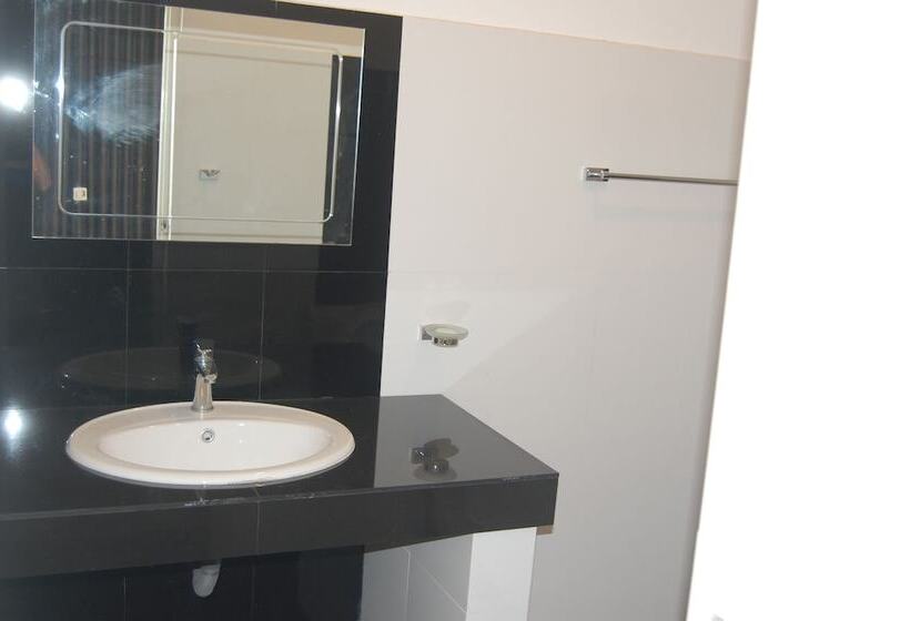 Пансион Siloonaa Garden Villa